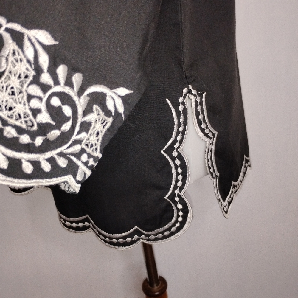 VINTAGE EMBROIDERED TUNIC - Picture 3 of 5
